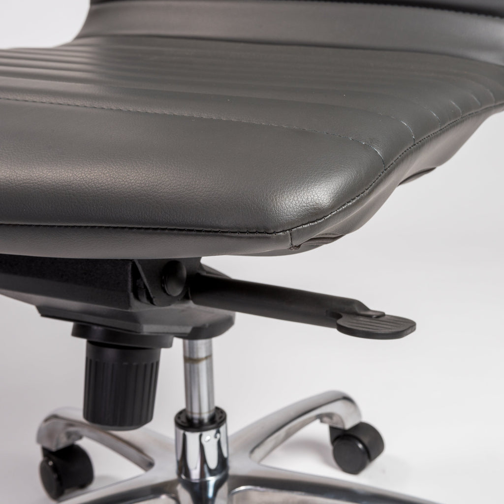 Everett Office Chair w/o Armrests