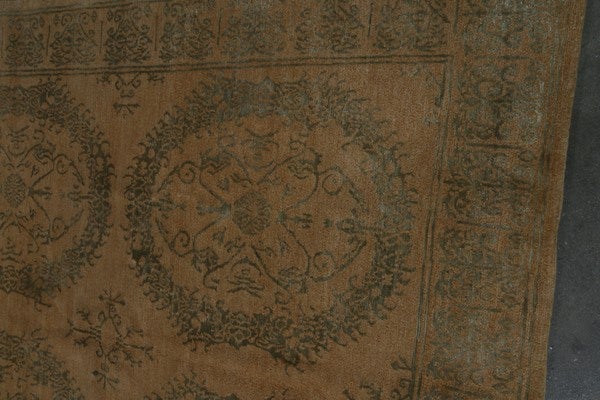 Custom Floral Beige Green Wool And Silk Rug - Catana - 10243