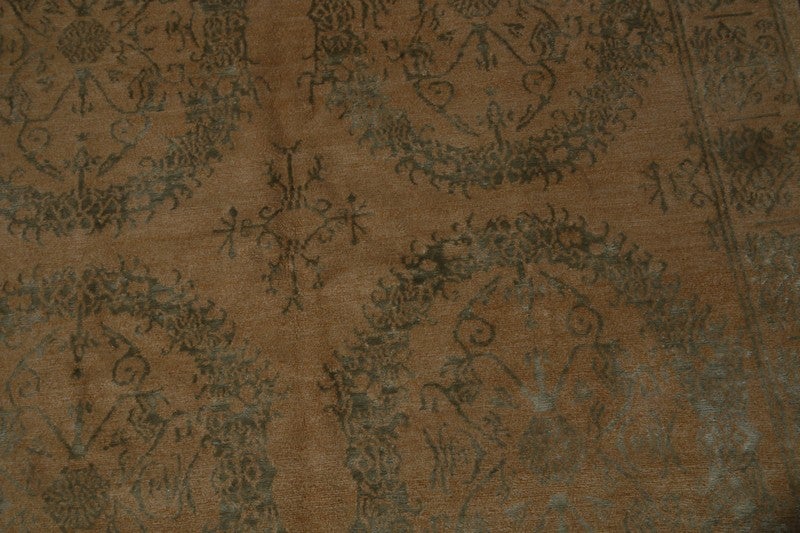 Custom Floral Beige Green Wool And Silk Rug - Catana - 10243