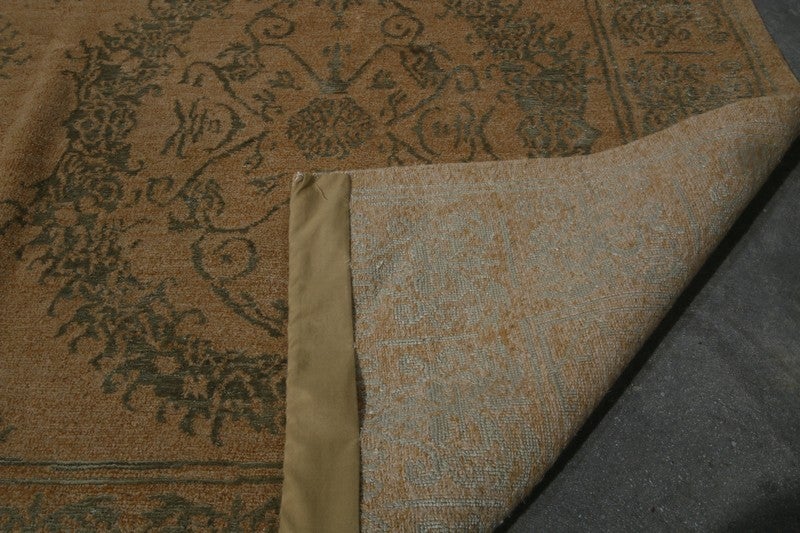 Custom Floral Beige Green Wool And Silk Rug - Catana - 10243