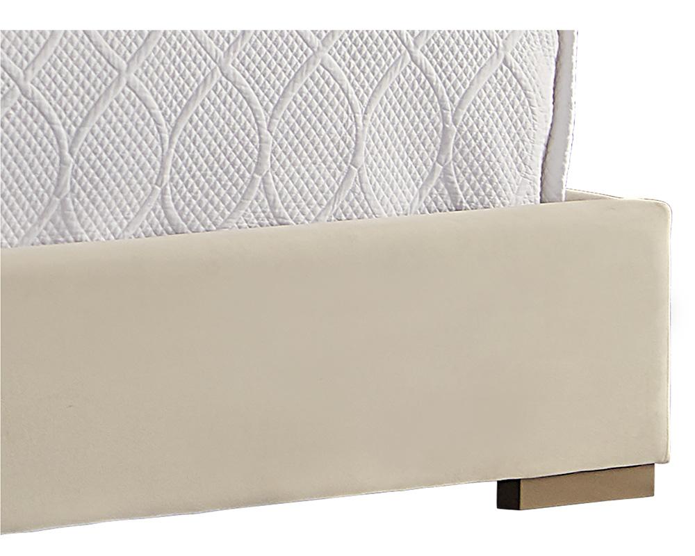 Gayla Bed - King - Antonio Porcelain