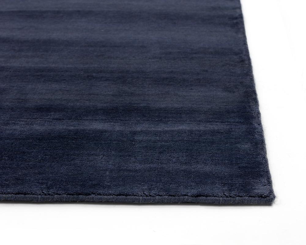 Alaska Hand-Loomed Rug - Navy - 5' X 8'