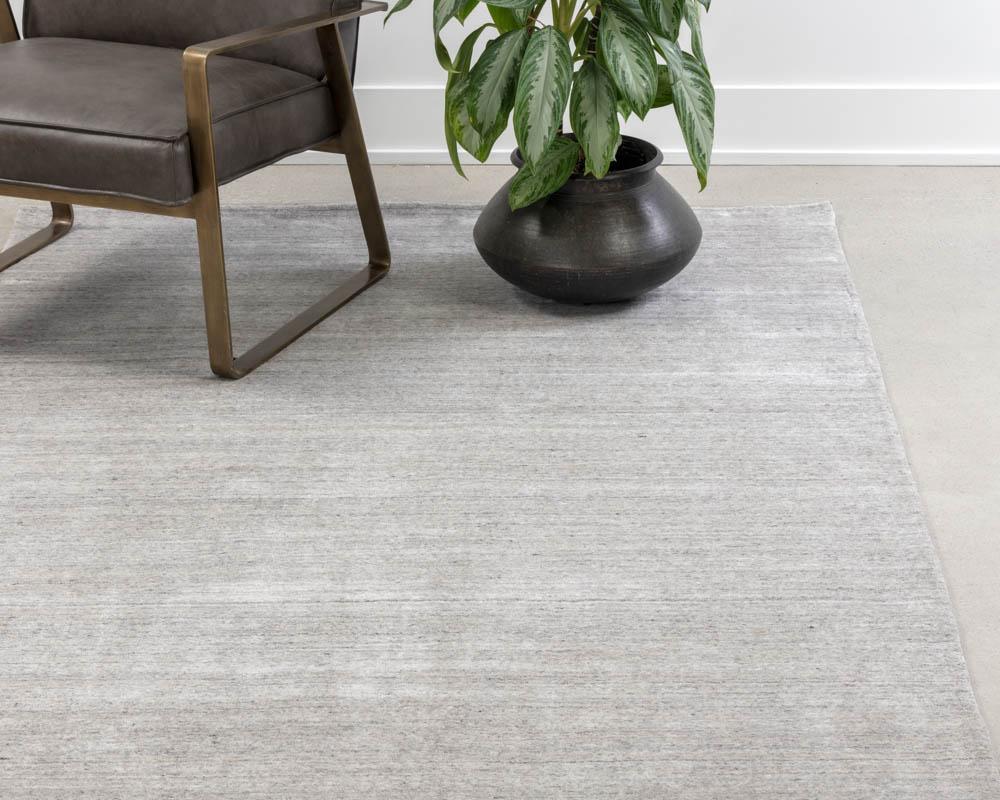 Alaska Hand-Loomed Rug - Grey / Ivory - 8' X 10'