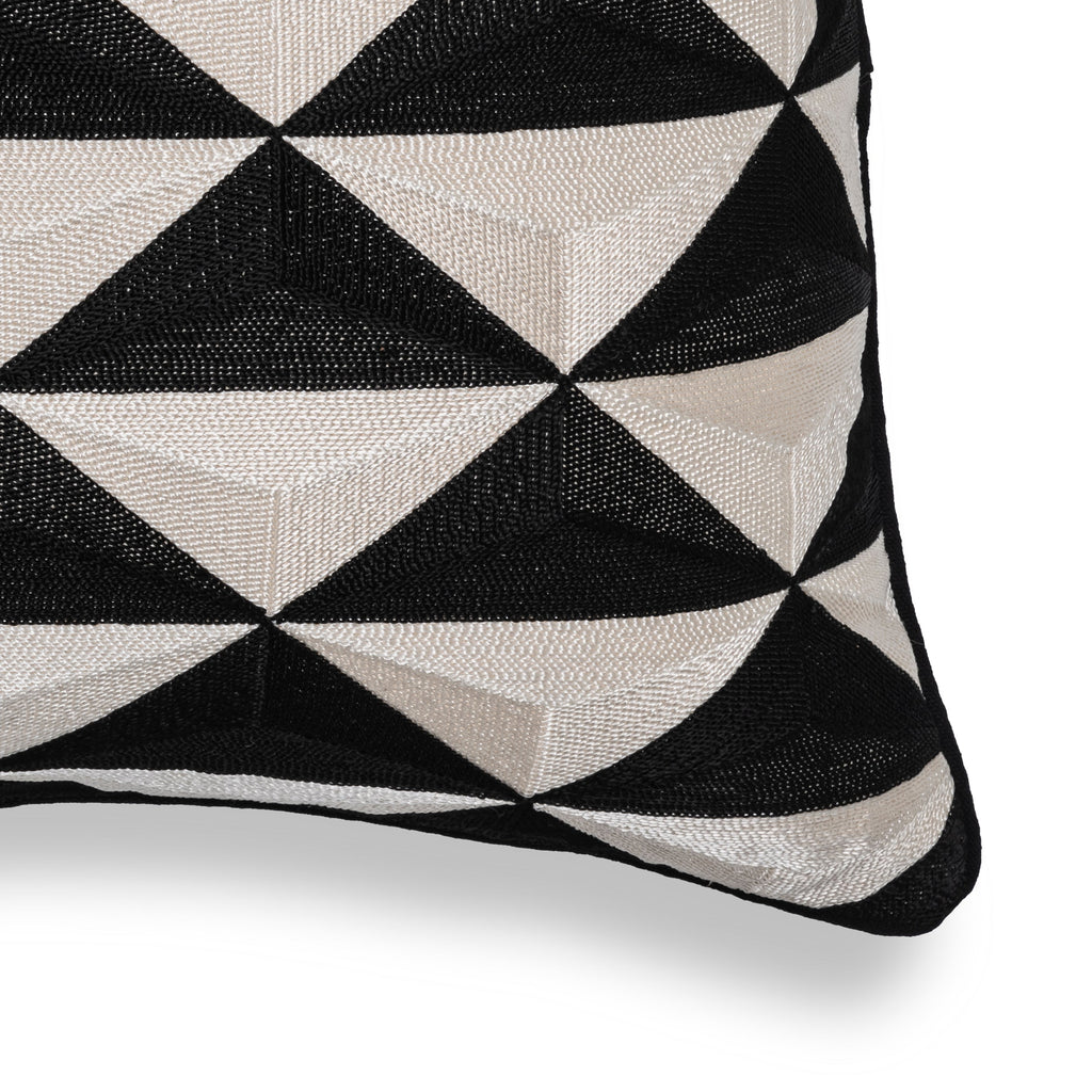 Cushion Mist Rectangular Black White