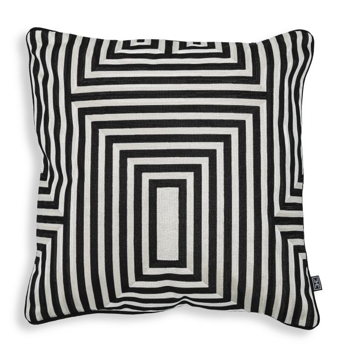 Cushion Spray Square Black White