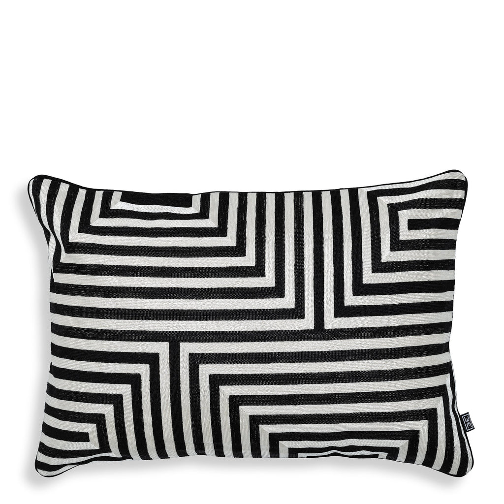 Cushion Spray Rectangular Black White