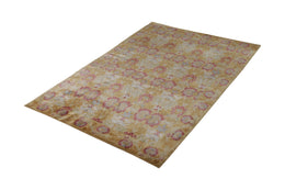 European Style Floral Rug In Gold And Red All Over Pattern - 11598