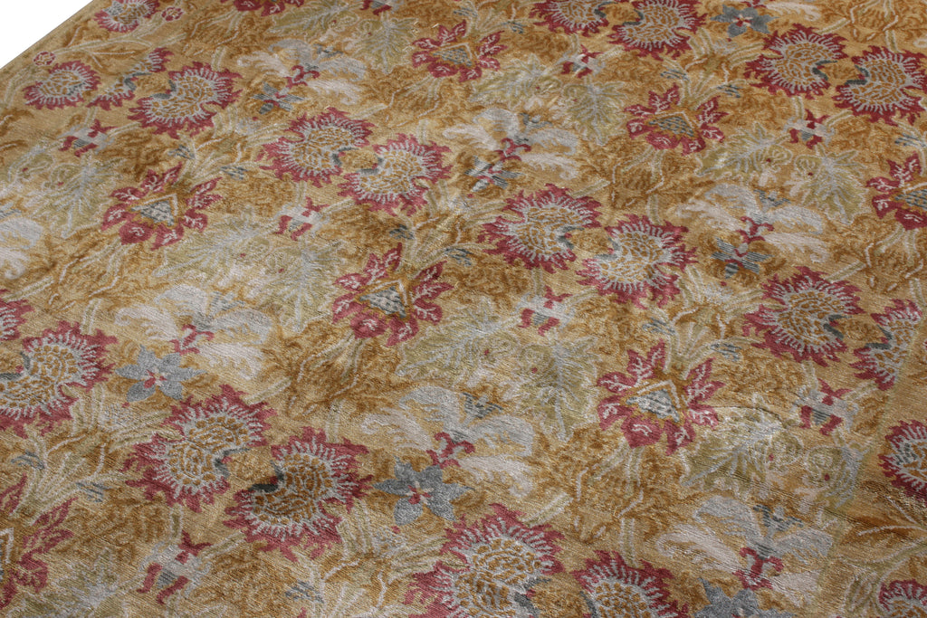 European Style Floral Rug In Gold And Red All Over Pattern - 11598