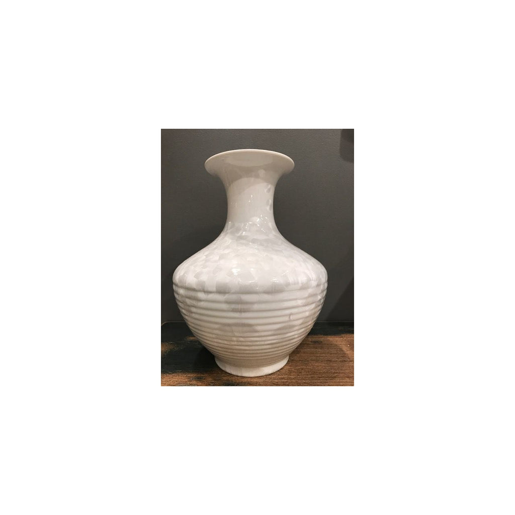 White Crystal Shell Ridged Vase Small