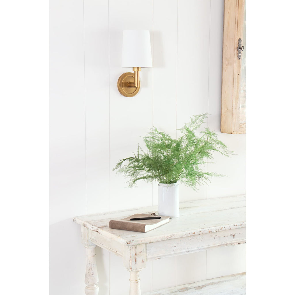 Southern Living Legend Sconce Single (Natural Brass)