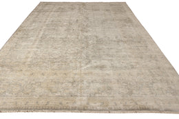 Transitional Style Rug In An All Over Gray, Beige-Brown Floral Pattern - 15100