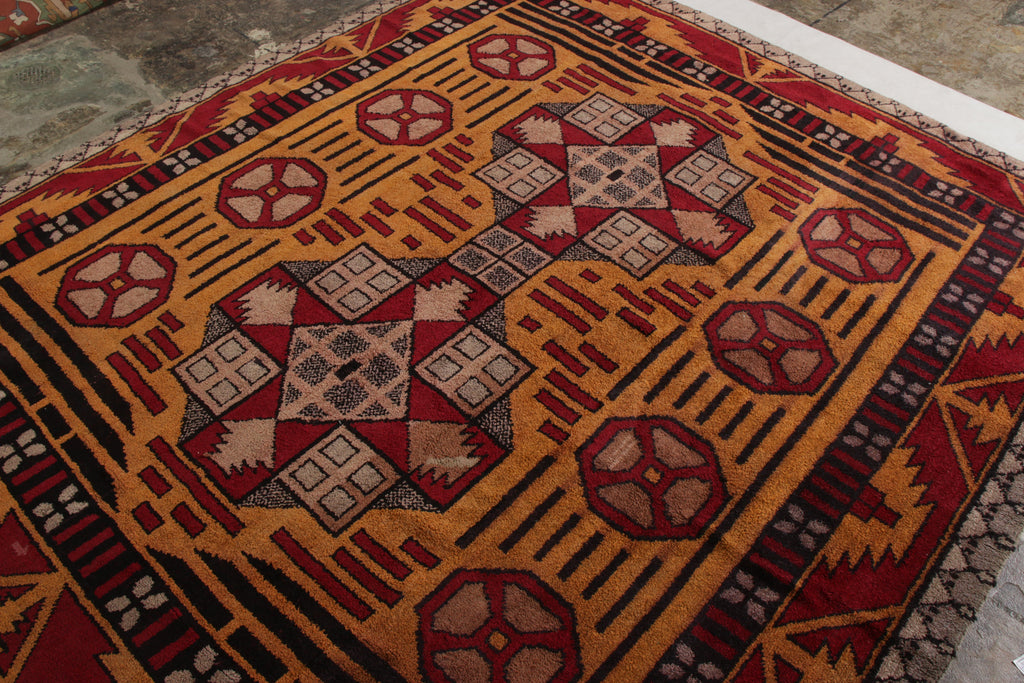 Hand-Knotted Antique Axminster Rug In Gold And Red Medallion Pattern - 17350