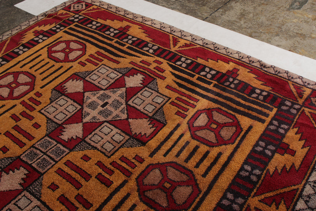Hand-Knotted Antique Axminster Rug In Gold And Red Medallion Pattern - 17350