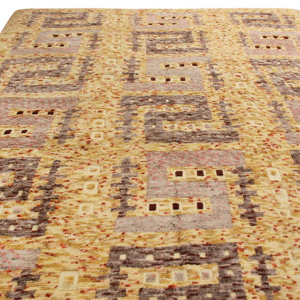 Scandinavian Rug with Gold-Grey and Yellow Patterns