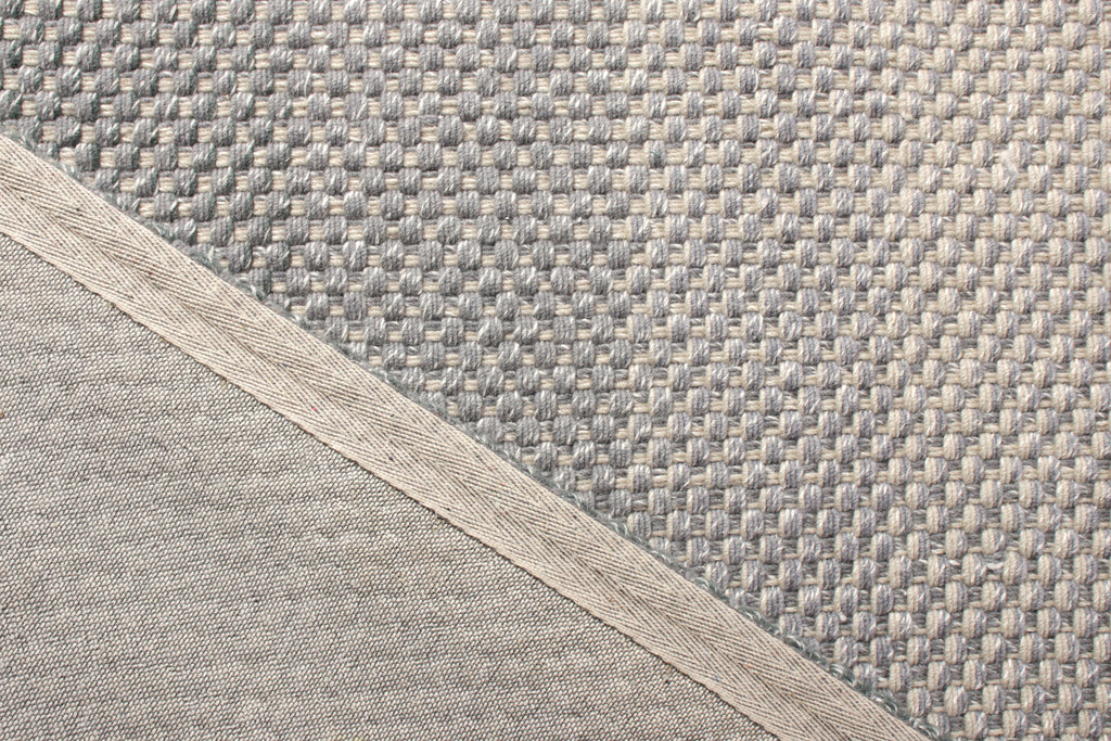 Handmade Modern Rug In Silver-Gray And Blue Gradient Pattern - 19918