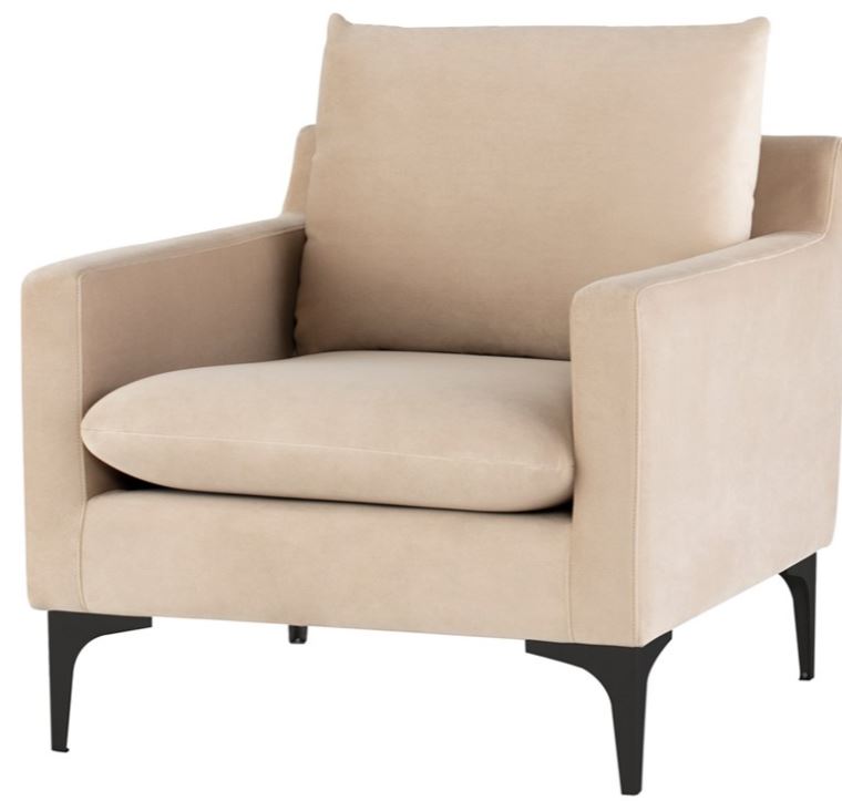 Anders Lounge Chair - Nude with Matte Black Legs