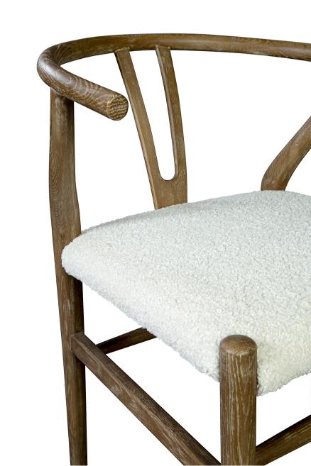 Snuggle Broomstick Chair