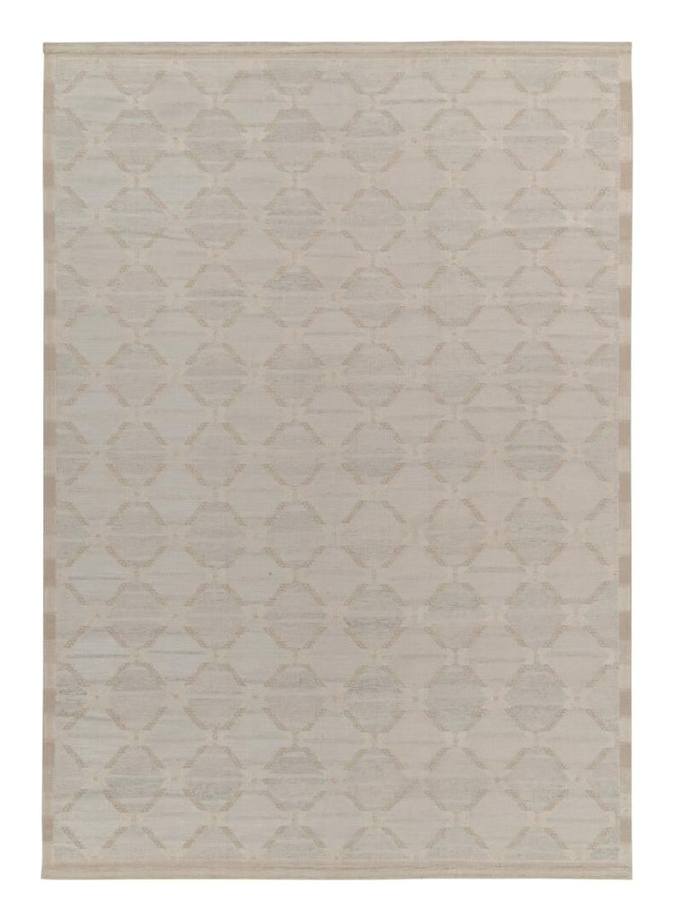 Scandinavian Rug In Blue Beige And White Trellis Pattern