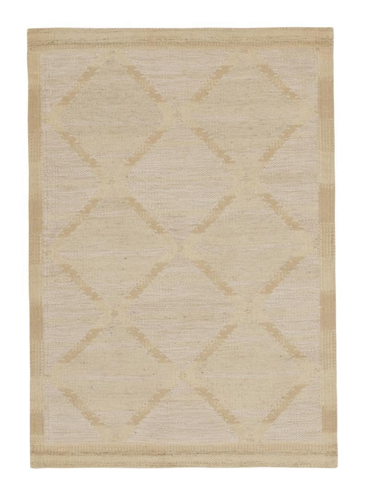 Scandinavian Rug In White & Beige Diamond Lattice Pattern