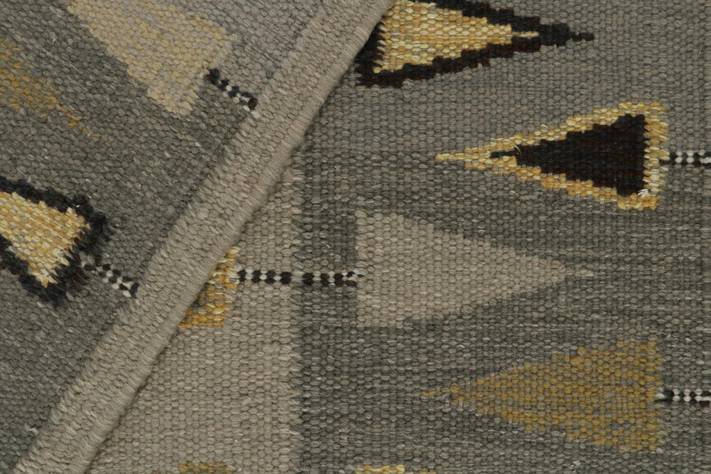Scandinavian Rug in Grey with Gold Geometric Pattern
