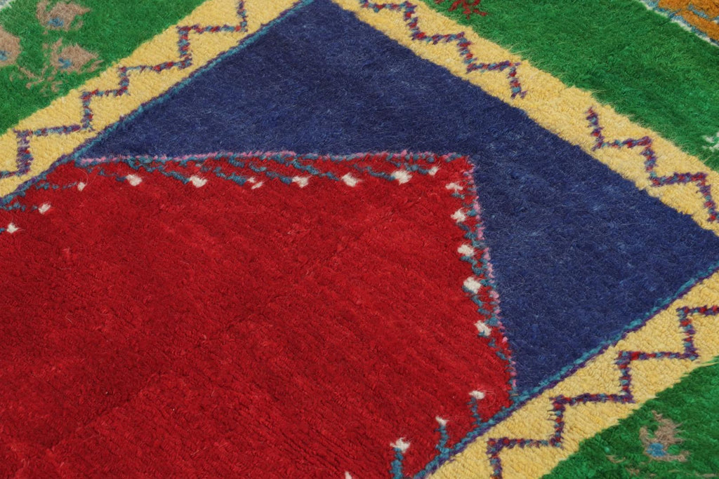 Vintage Tulu Shag Rug In With Red Open Field