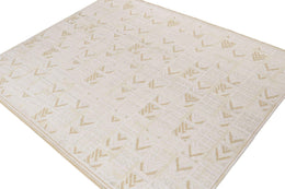 Scandinavian Rug in White with Geometric Patterns
