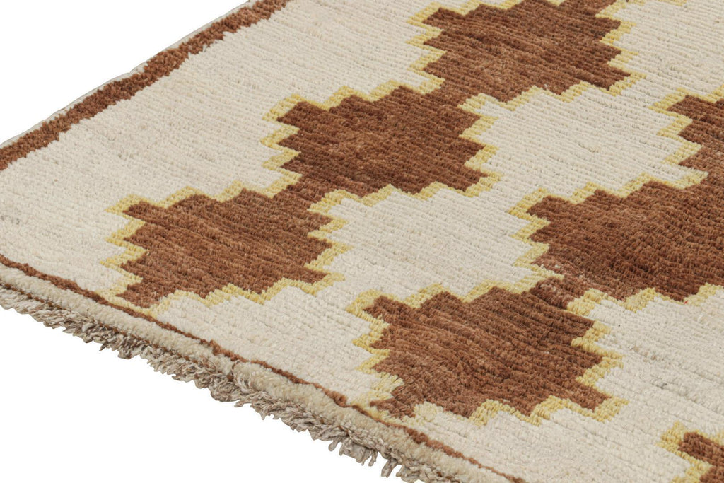 Vintage Qashqai Persian Gabbeh Rug In Beige With Brown Pattern