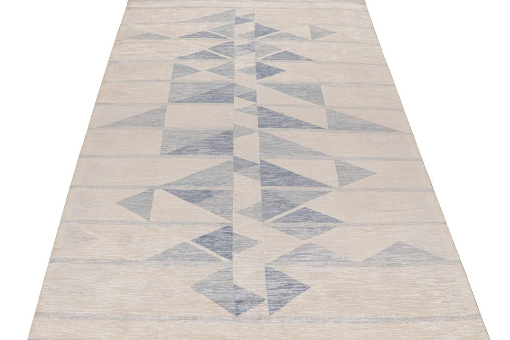 Scandinavian Rug With Ivory & Blue Geometric Patterns