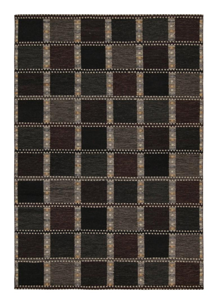 Scandinavian Rug With Grid Geometric Pattern