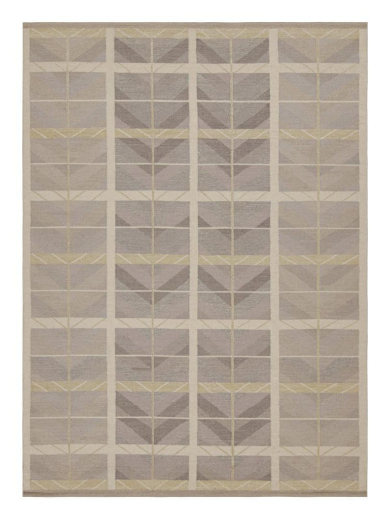 Scandinavian Rug With Taupe Chevrons & Geometric Patterns