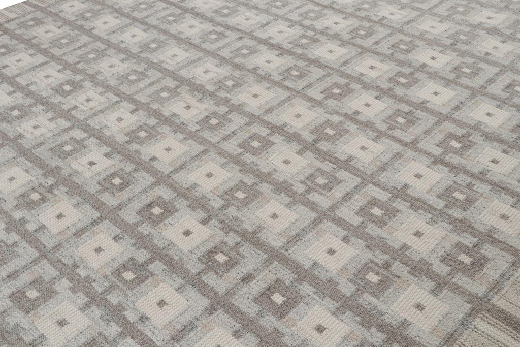 Scandinavian Rug With Gray And Beige Geometric Pattern