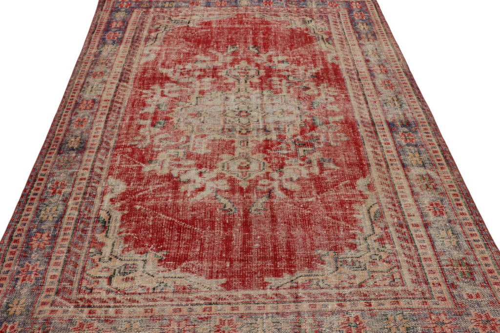 Vintage Zeki Muren Persian Rug With Central Medallion 6x8