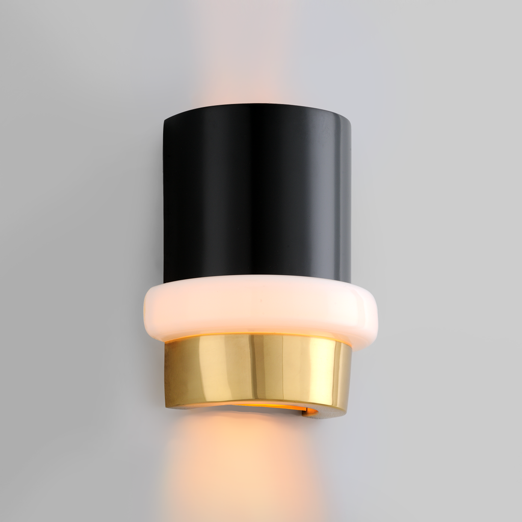 Beckenham Wall Sconce - Vintage Polished Brass And Black