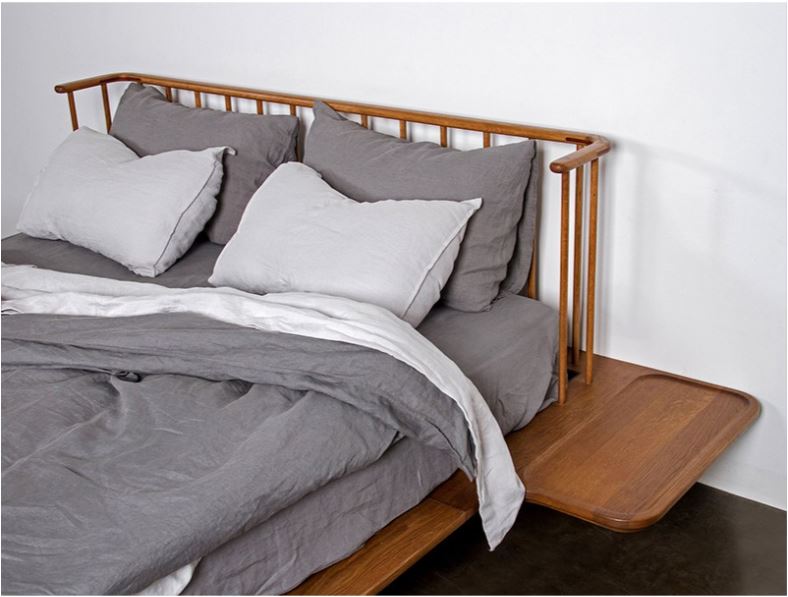 Distrikt Bed King Bed - Hard Fumed