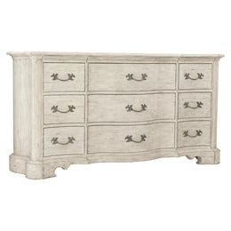 Mirabelle Dresser