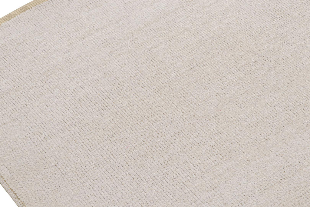 Contemporary Rug in White with Subtle Circle Pattern - Harmony