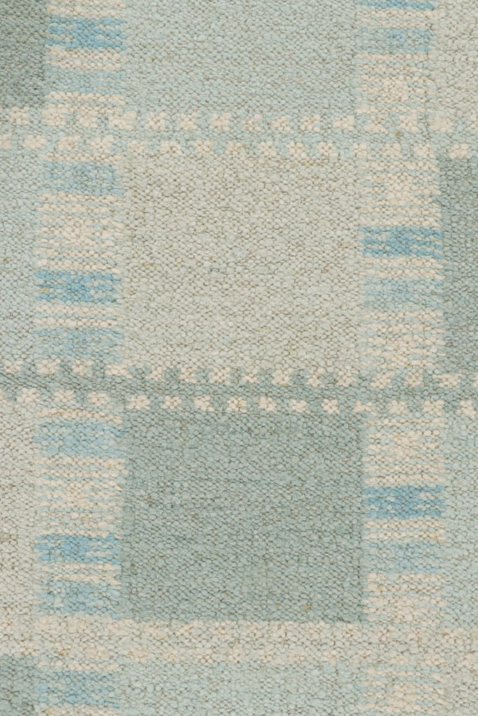 Scandinavian Style Rug With Light Blue Geometric Patterns