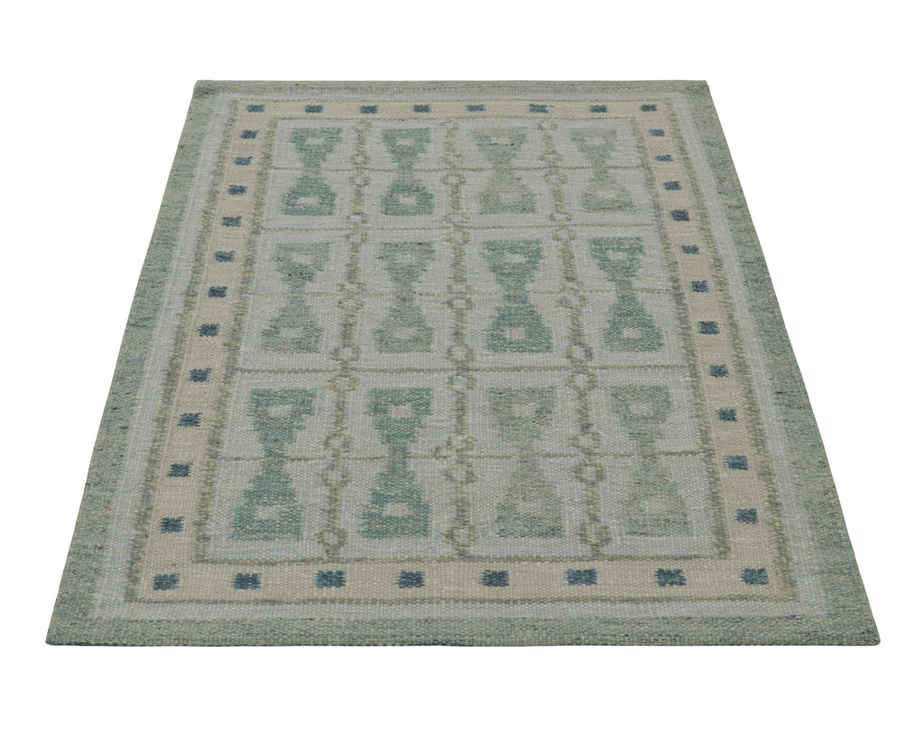 Scandinavian Square Rug In Blue With Hourglass Geometric Patterns