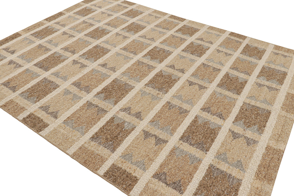 Scandinavian Rug With Beige Brown Geometric Patterns 8x10