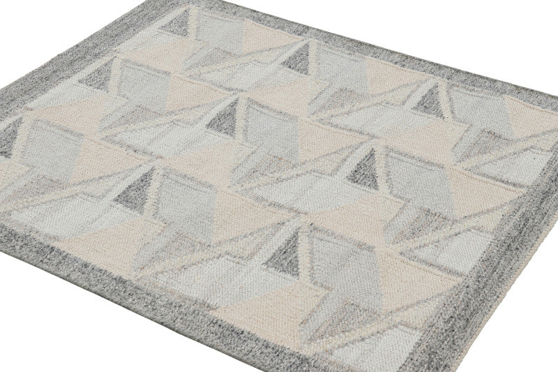 Outdoor Scandinavian Rug with Blue & Gray Geometric Pattern