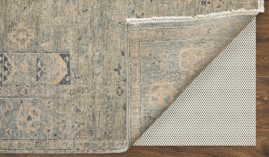 Wembley Traditional Distressed Taupe Ivory Area Rug (3' x 5')