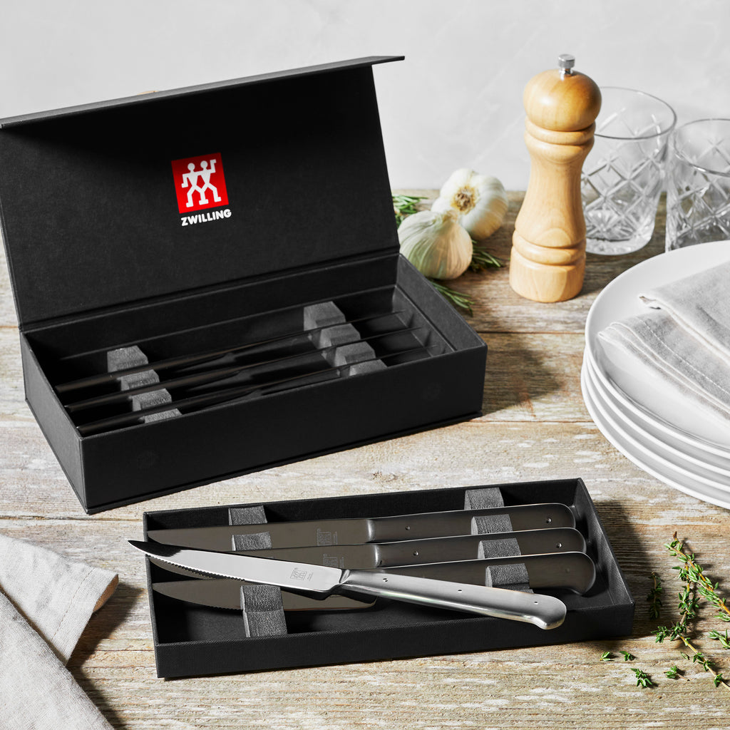 Porterhouse 8-Piece Stainless Steel Steak Knife Set In Black Presentation Box Steak Sets