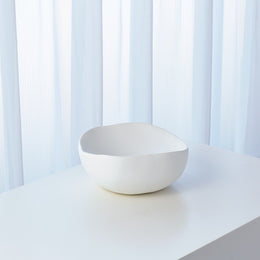 Organic Round Bowl : Organic Round Bowl (Medium / Matte White)