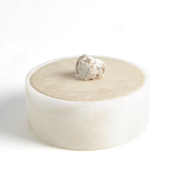 Alabaster Box with Rock Finial : Alabaster Box with Rock Finial (Round)