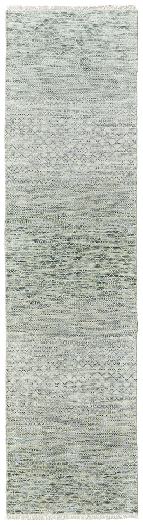 Branson Transitional Solid Green Ivory Area Rug (2'6" x 10')