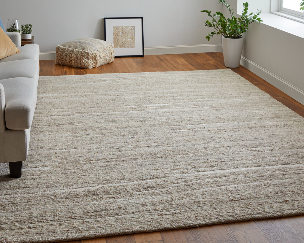 Navaro Modern Distressed Ivory Area Rug (3'6" x 5'6")