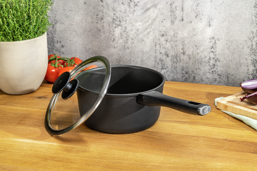 3-Quart Aluminum Nonstick Saucepan With Lid