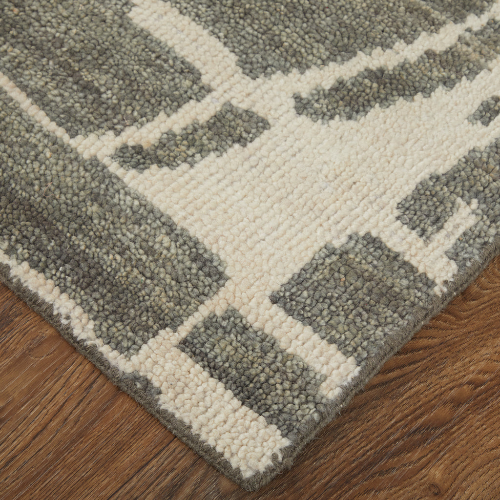 Sutton Transitional Abstract Taupe Ivory Area Rug (2'6" x 8')