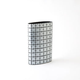 Stitch Vase : Stitch Vase (Tall / Matte Black)