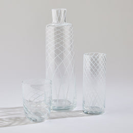 Swirl Decanter : Swirl Decanter (Milk)